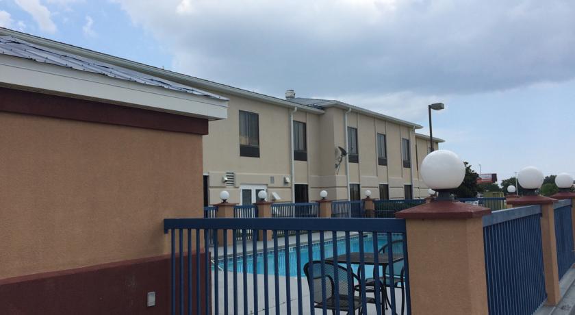 Luxury Suites Pensacola Luaran gambar