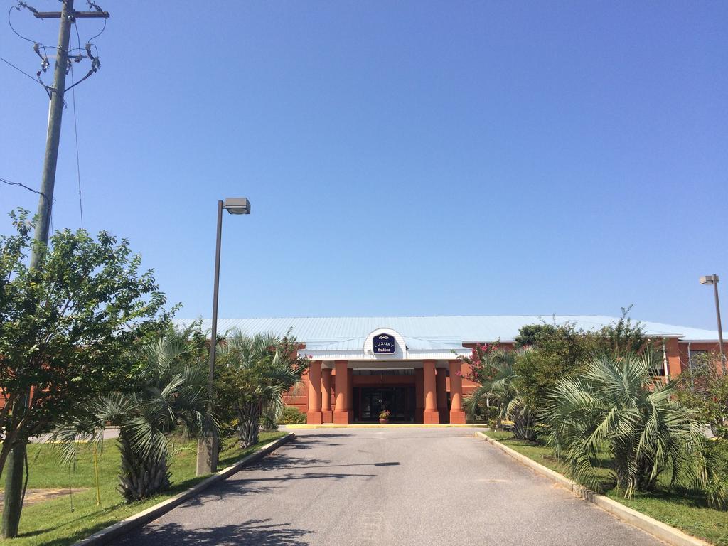 Luxury Suites Pensacola Luaran gambar